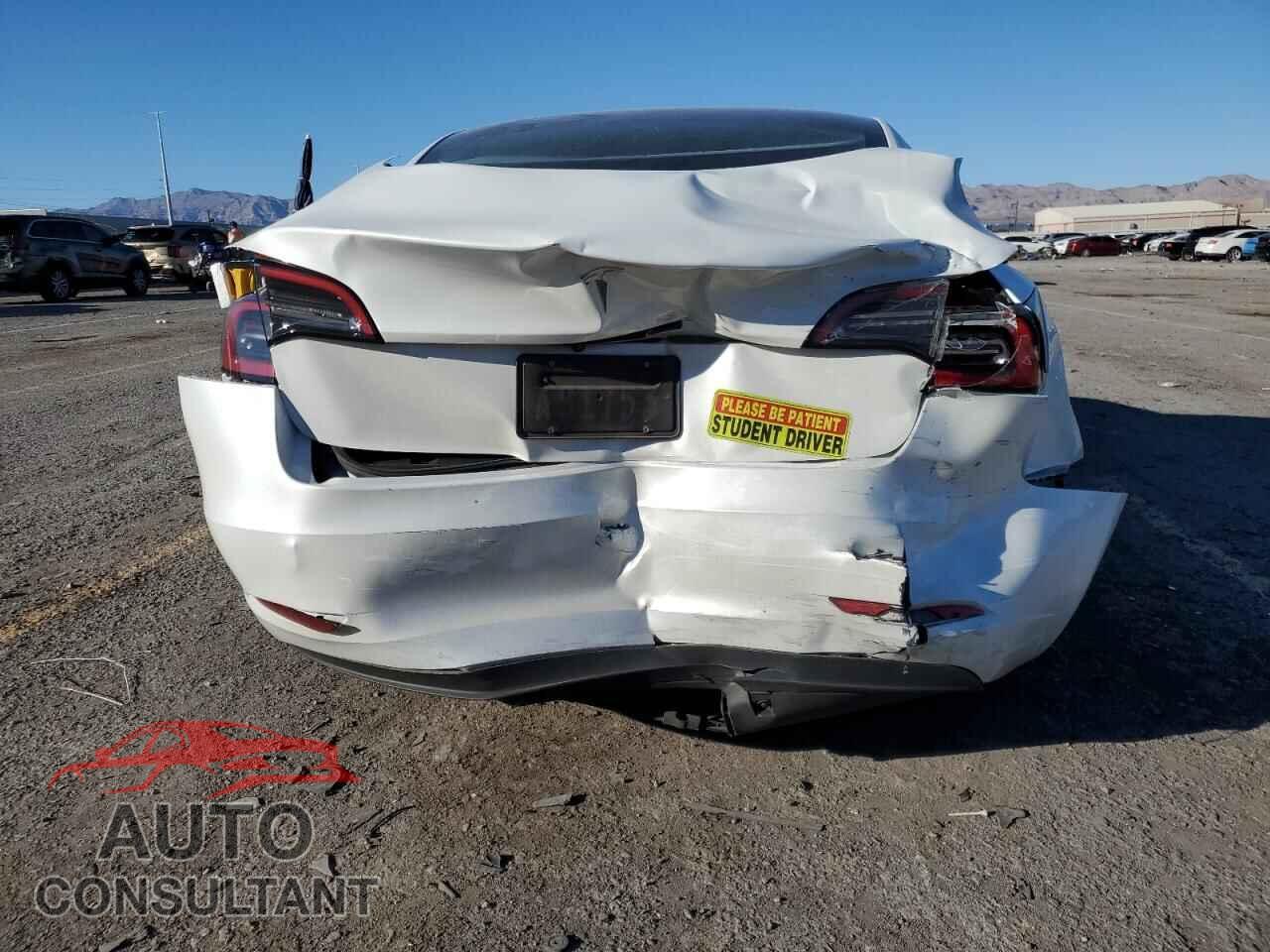 TESLA MODEL 3 2023 - 5YJ3E1EA8PF604039