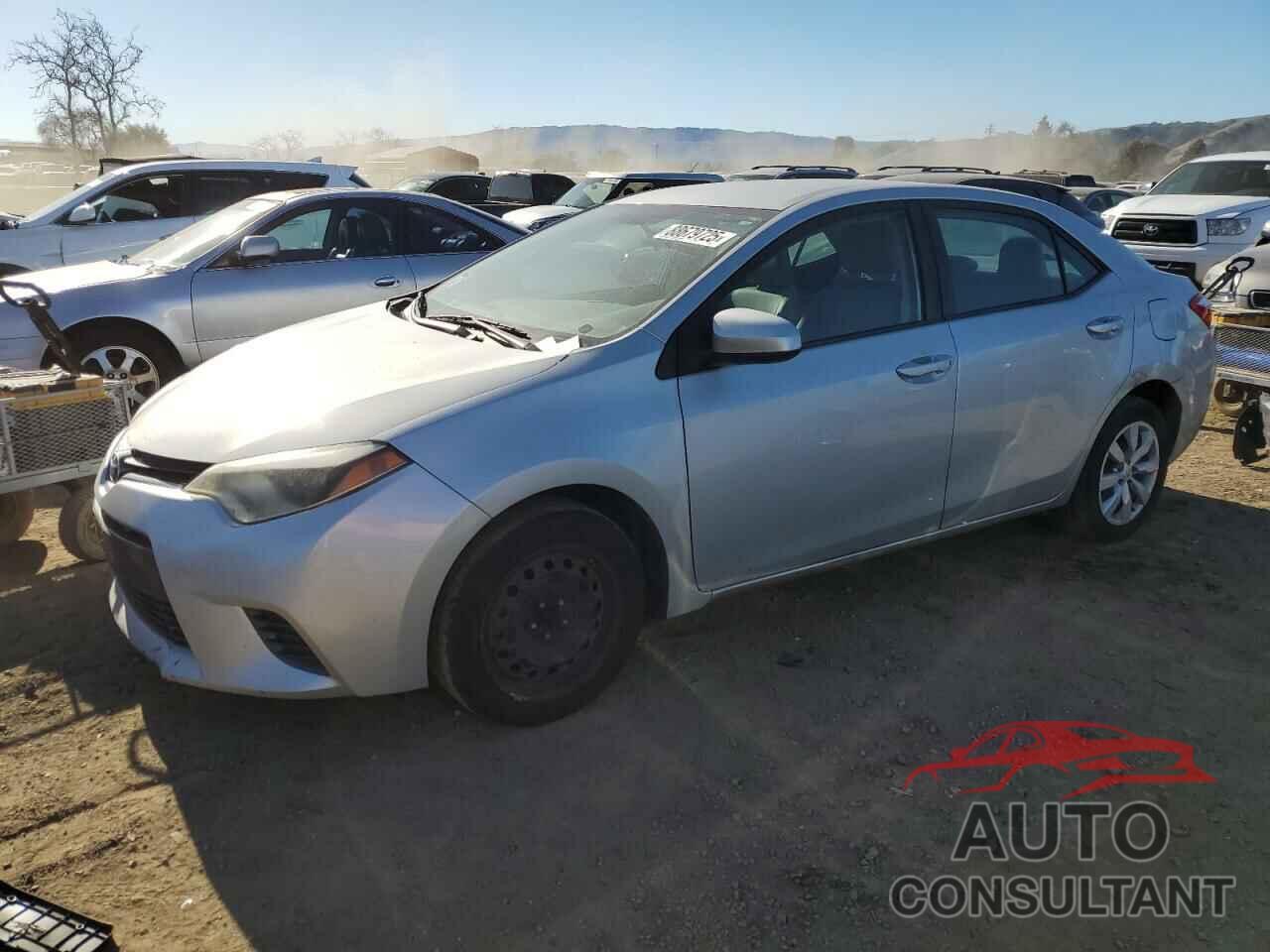 TOYOTA COROLLA 2015 - 5YFBURHE3FP222323