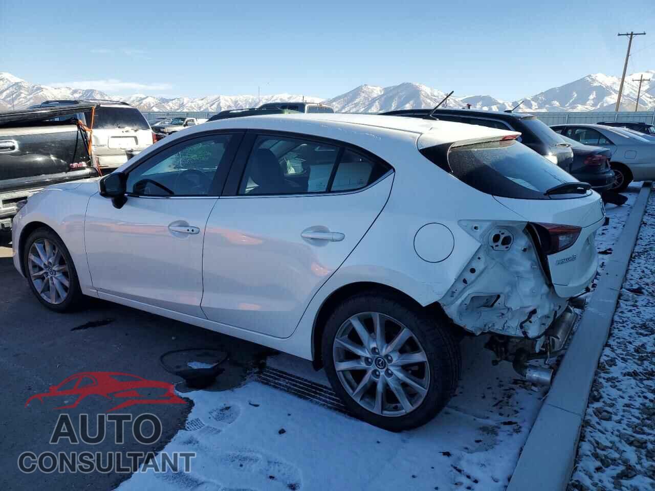 MAZDA 3 2017 - JM1BN1L7XH1129281