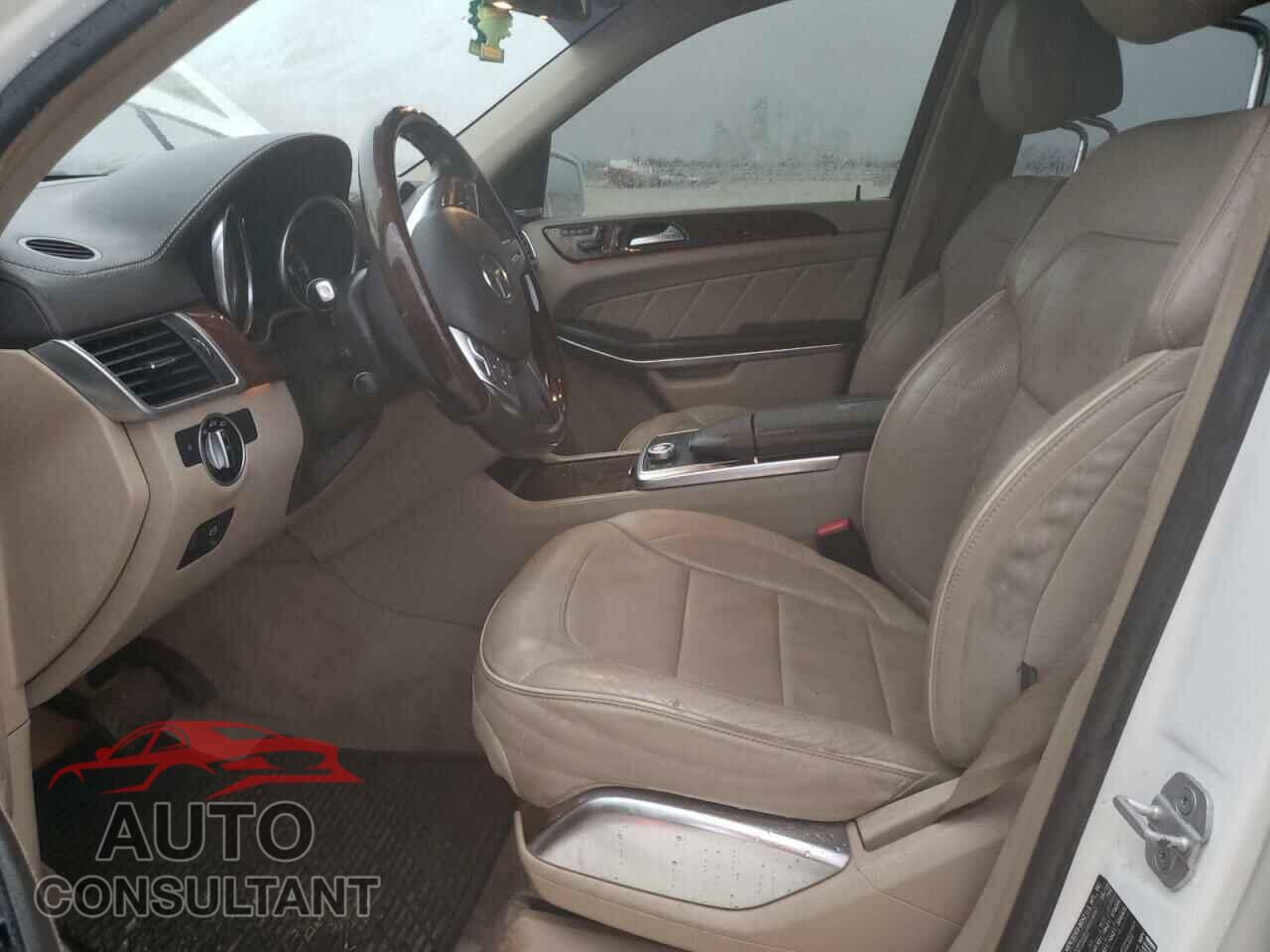 MERCEDES-BENZ GL-CLASS 2013 - 4JGDF7DE2DA236398