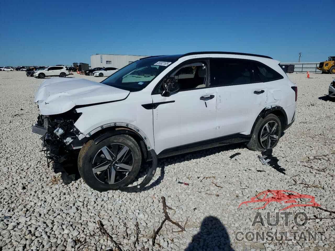 KIA SORENTO 2023 - 5XYRL4LC2PG239369