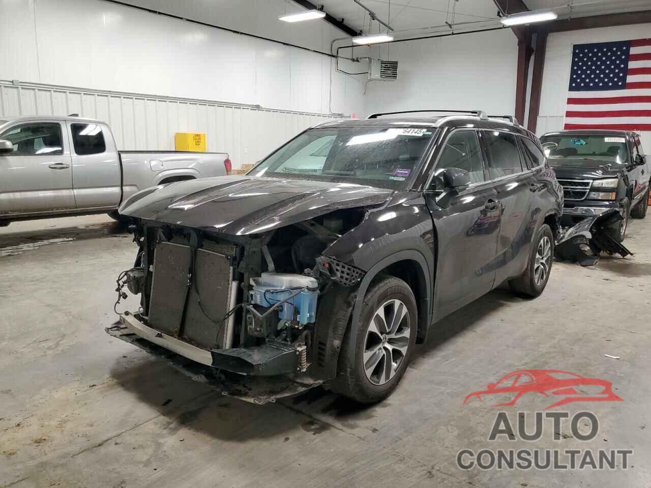TOYOTA HIGHLANDER 2022 - 5TDGZRBHXNS201422