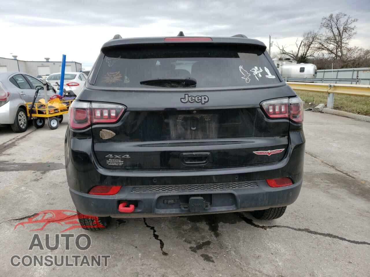 JEEP COMPASS 2018 - 3C4NJDDB6JT238221