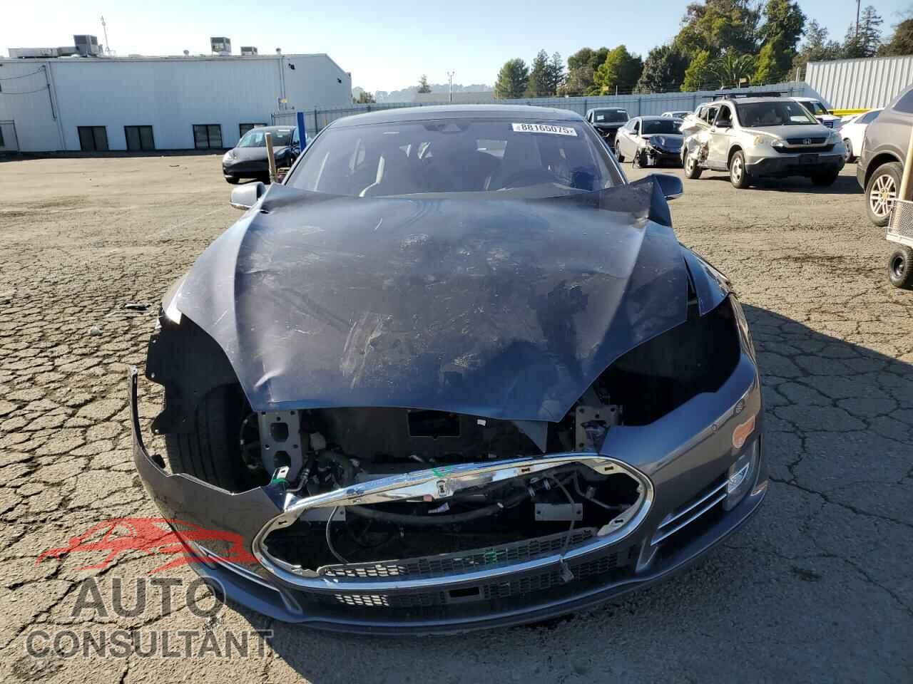 TESLA MODEL S 2016 - 5YJSA1E10GF131888