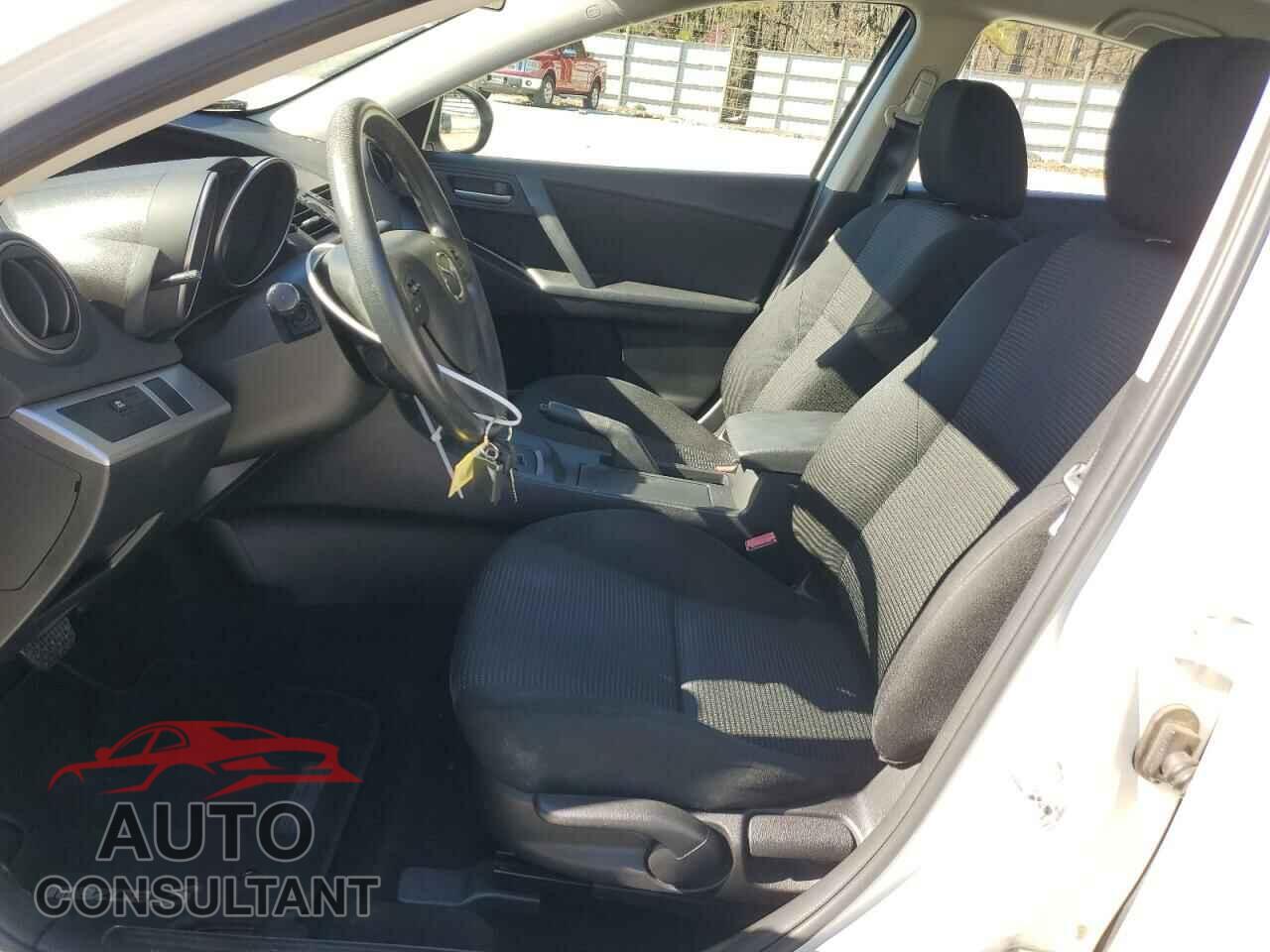 MAZDA 3 2013 - JM1BL1U76D1746952