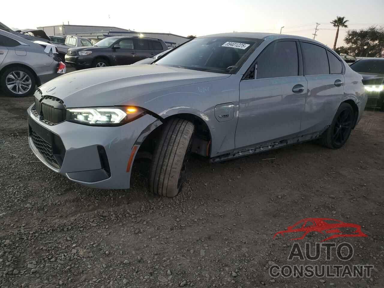 BMW 3 SERIES 2023 - 3MW39FF03P8D07348