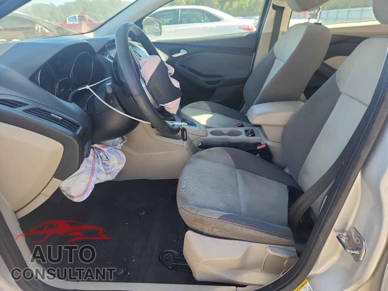 FORD FOCUS 2013 - 1FADP3F20DL111830