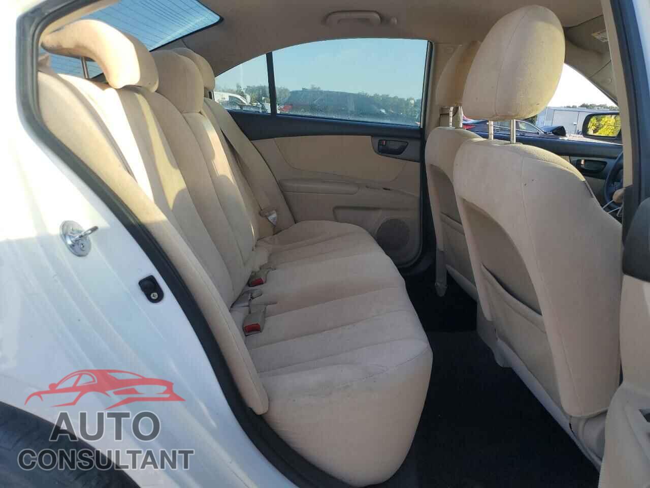 KIA OPTIMA 2010 - KNAGG4A85A5435586