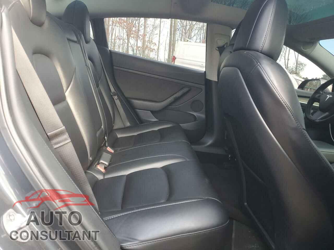 TESLA MODEL 3 2022 - 5YJ3E1EA4NF187337