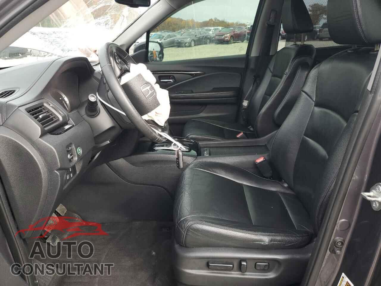 HONDA PILOT 2016 - 5FNYF6H94GB024093