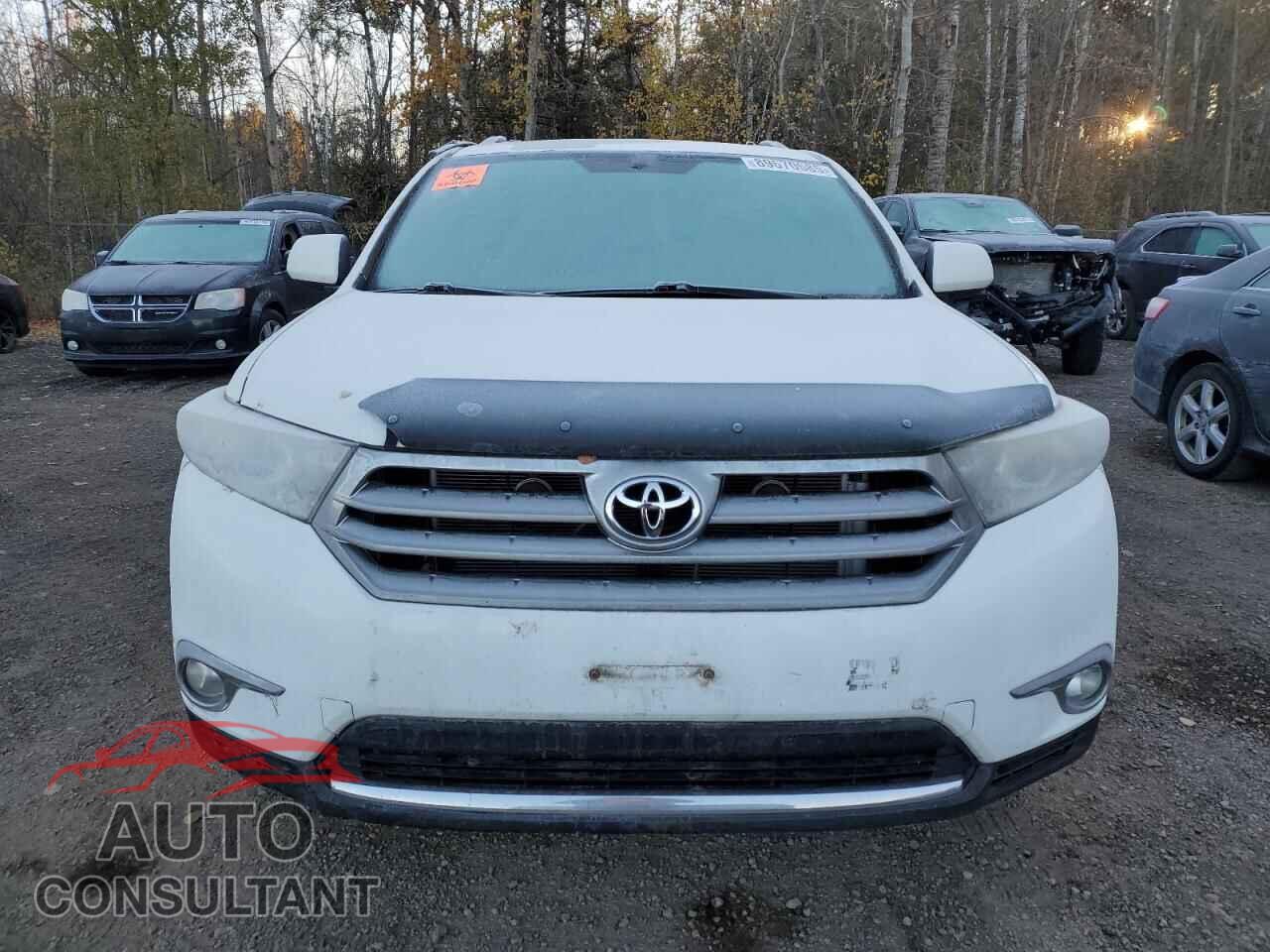 TOYOTA HIGHLANDER 2013 - 5TDBK3EH2DS252726