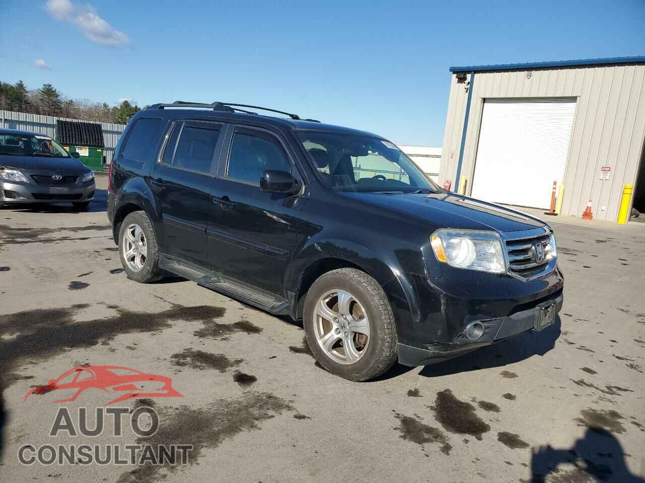 HONDA PILOT 2015 - 5FNYF4H56FB033880