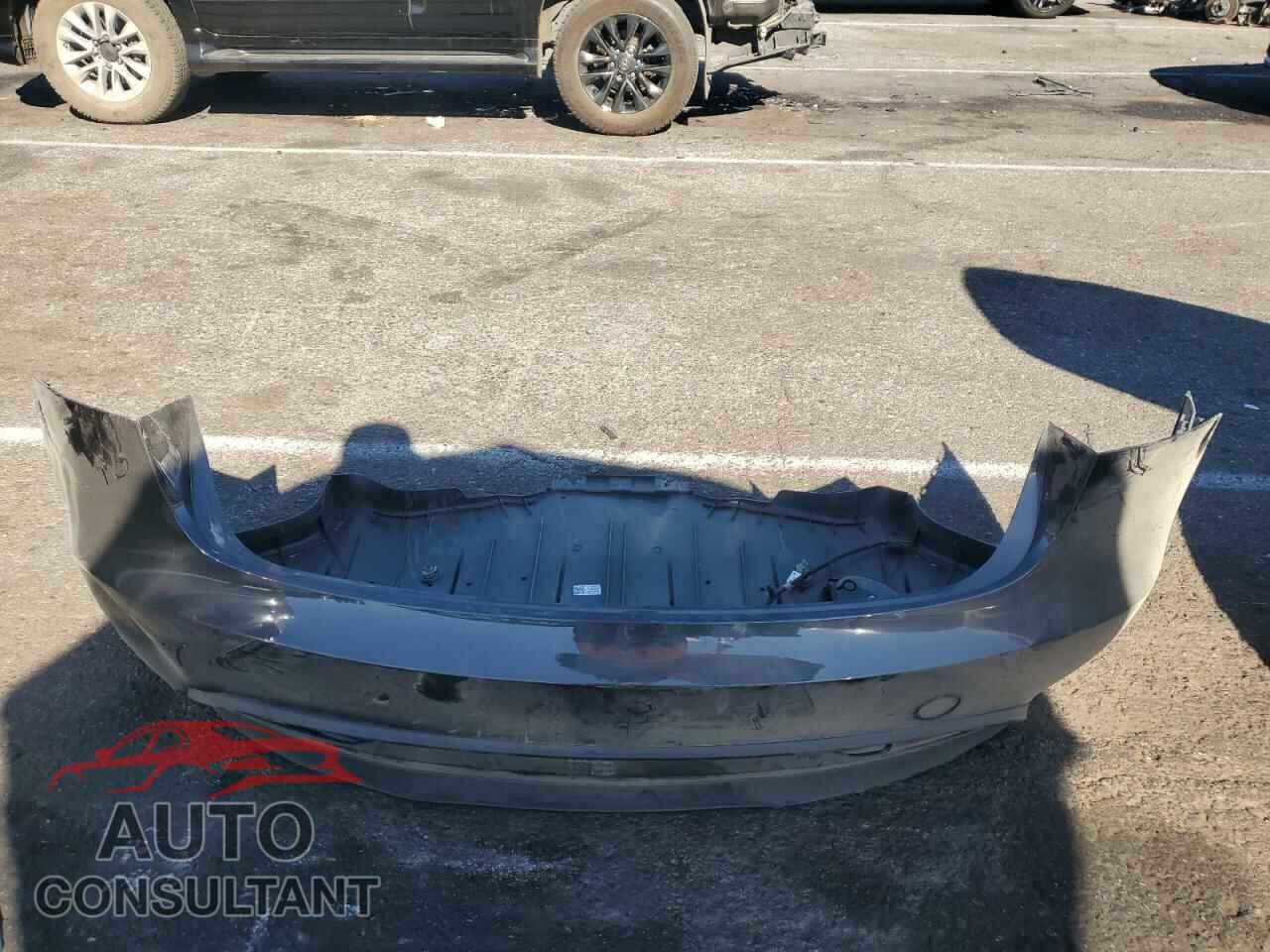 TESLA MODEL 3 2024 - 5YJ3E1EA9RF864937