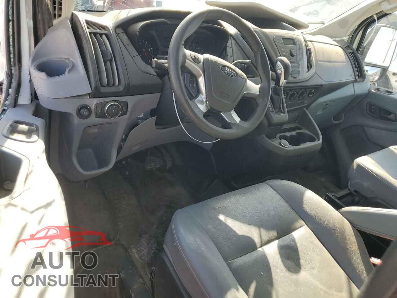 FORD TRANSIT 2019 - 1FTYR2CM9KKA28230