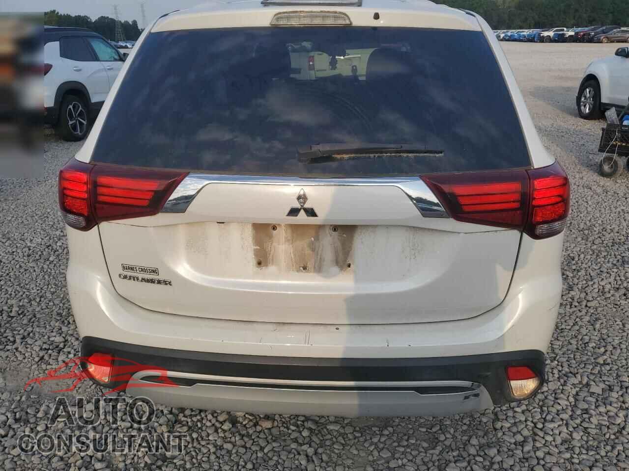 MITSUBISHI OUTLANDER 2020 - JA4AD2A39LZ015295