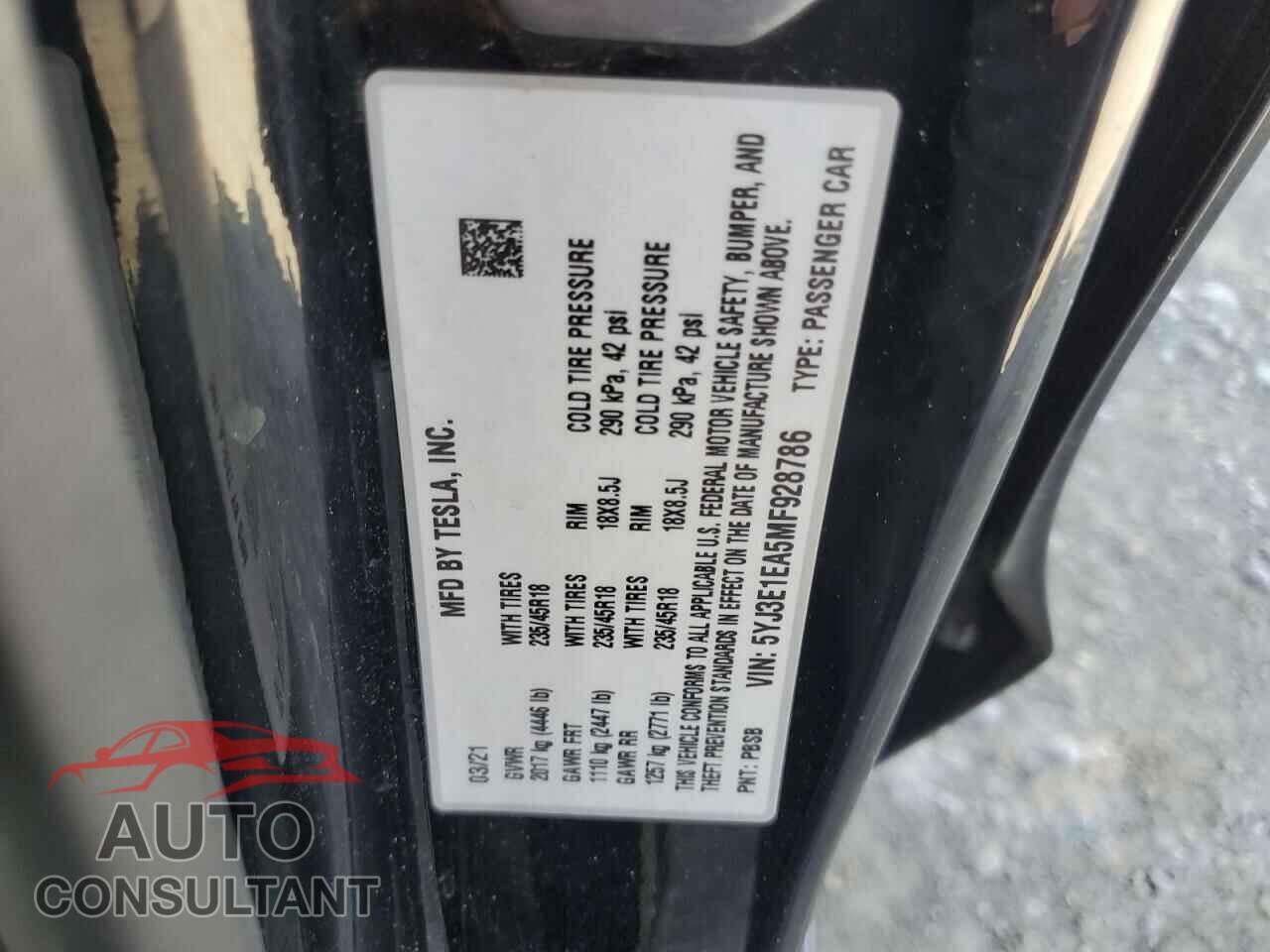 TESLA MODEL 3 2021 - 5YJ3E1EA5MF928786