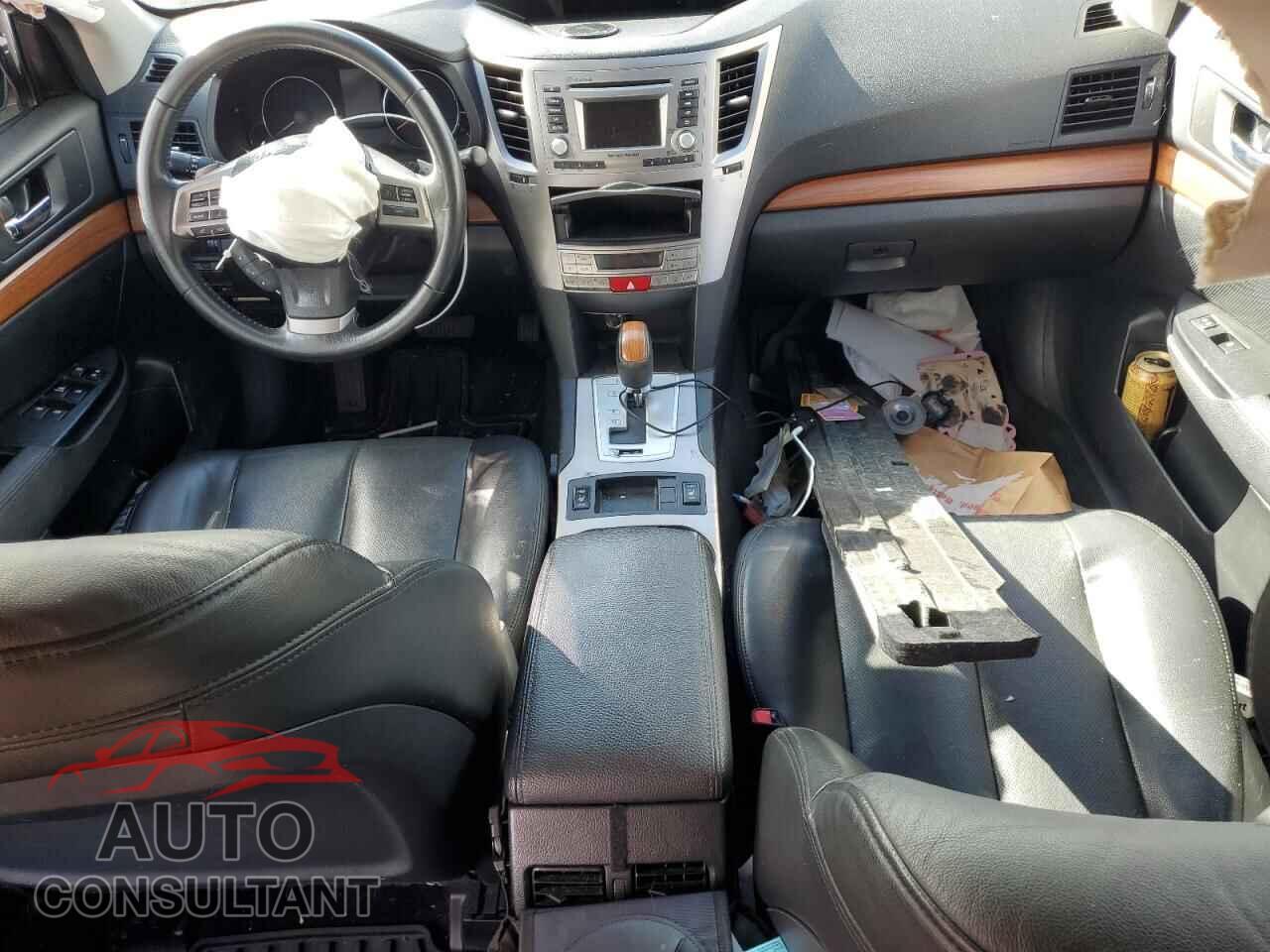 SUBARU OUTBACK 2014 - 4S4BRBLCXE3306432