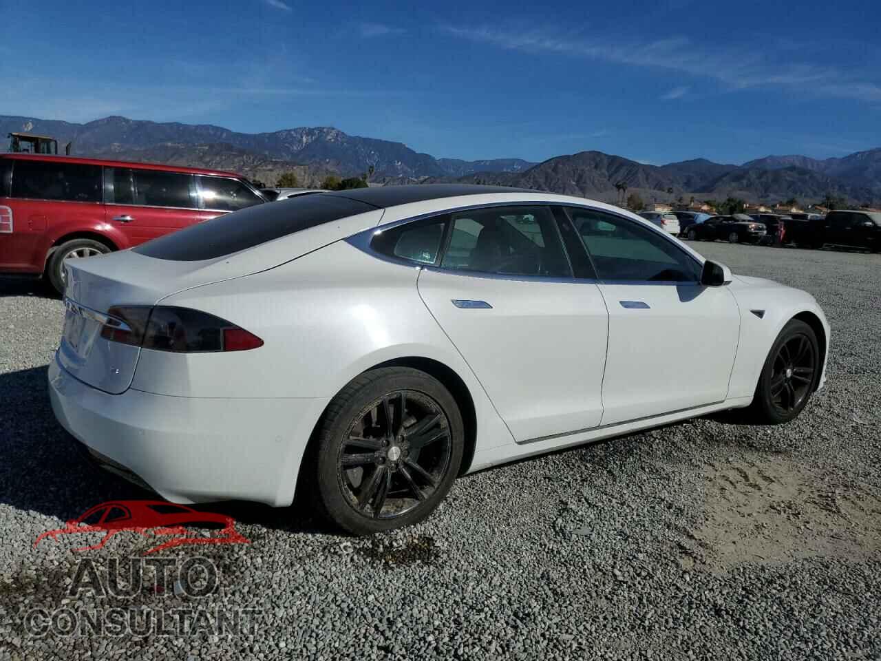 TESLA MODEL S 2017 - 5YJSA1E10HF182244
