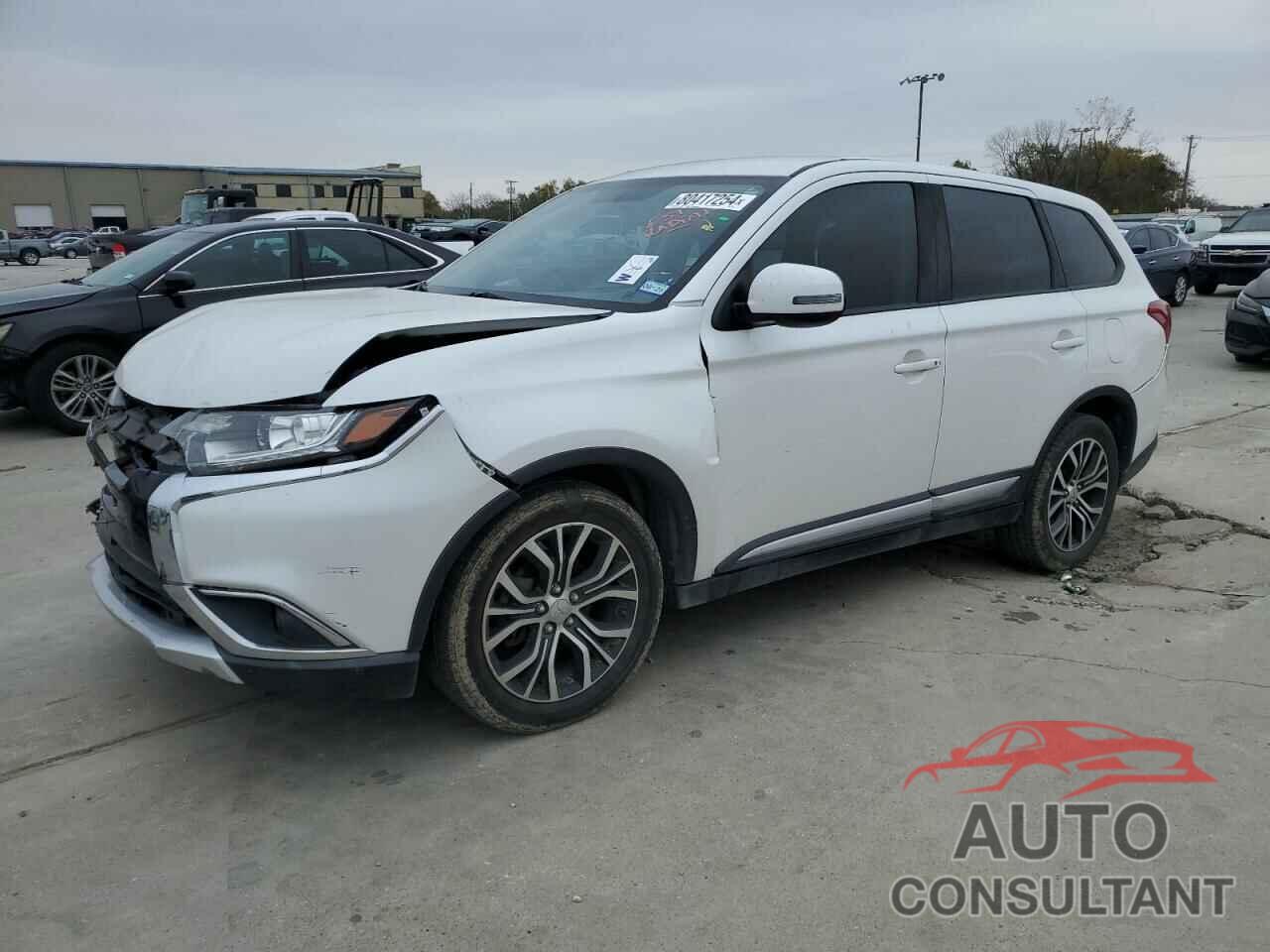 MITSUBISHI OUTLANDER 2018 - JA4AD3A35JZ071544