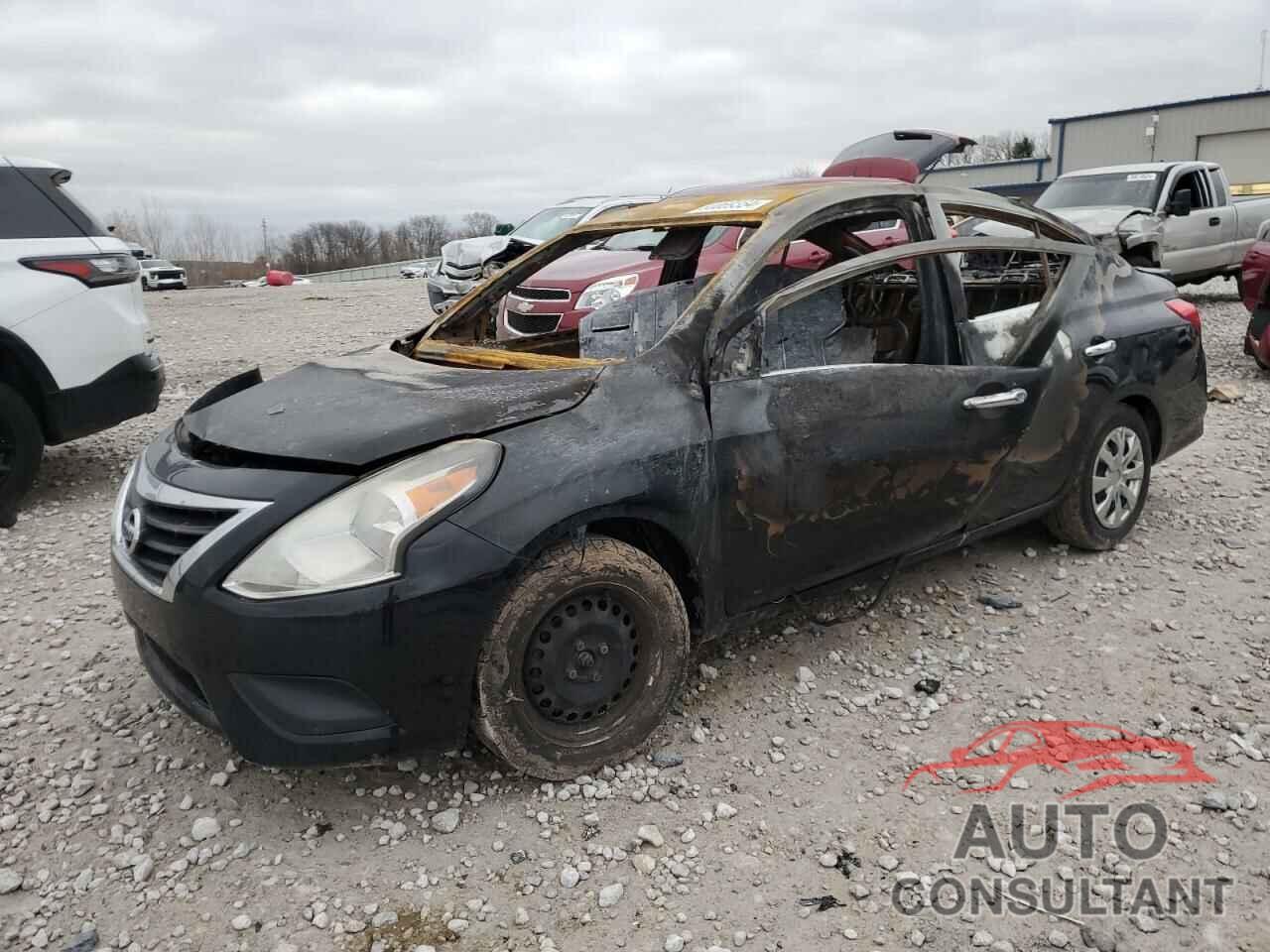NISSAN VERSA 2018 - 3N1CN7AP8JL844023