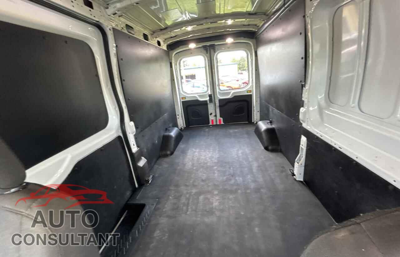 FORD TRANSIT 2019 - 1FTYR2CM6KKB83463