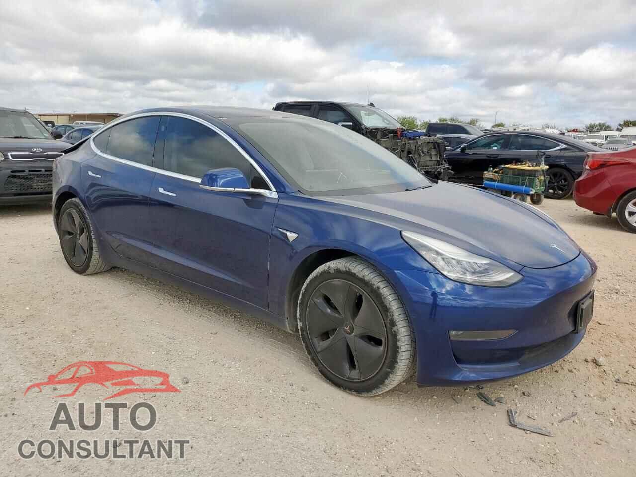 TESLA MODEL 3 2019 - 5YJ3E1EB5KF437317