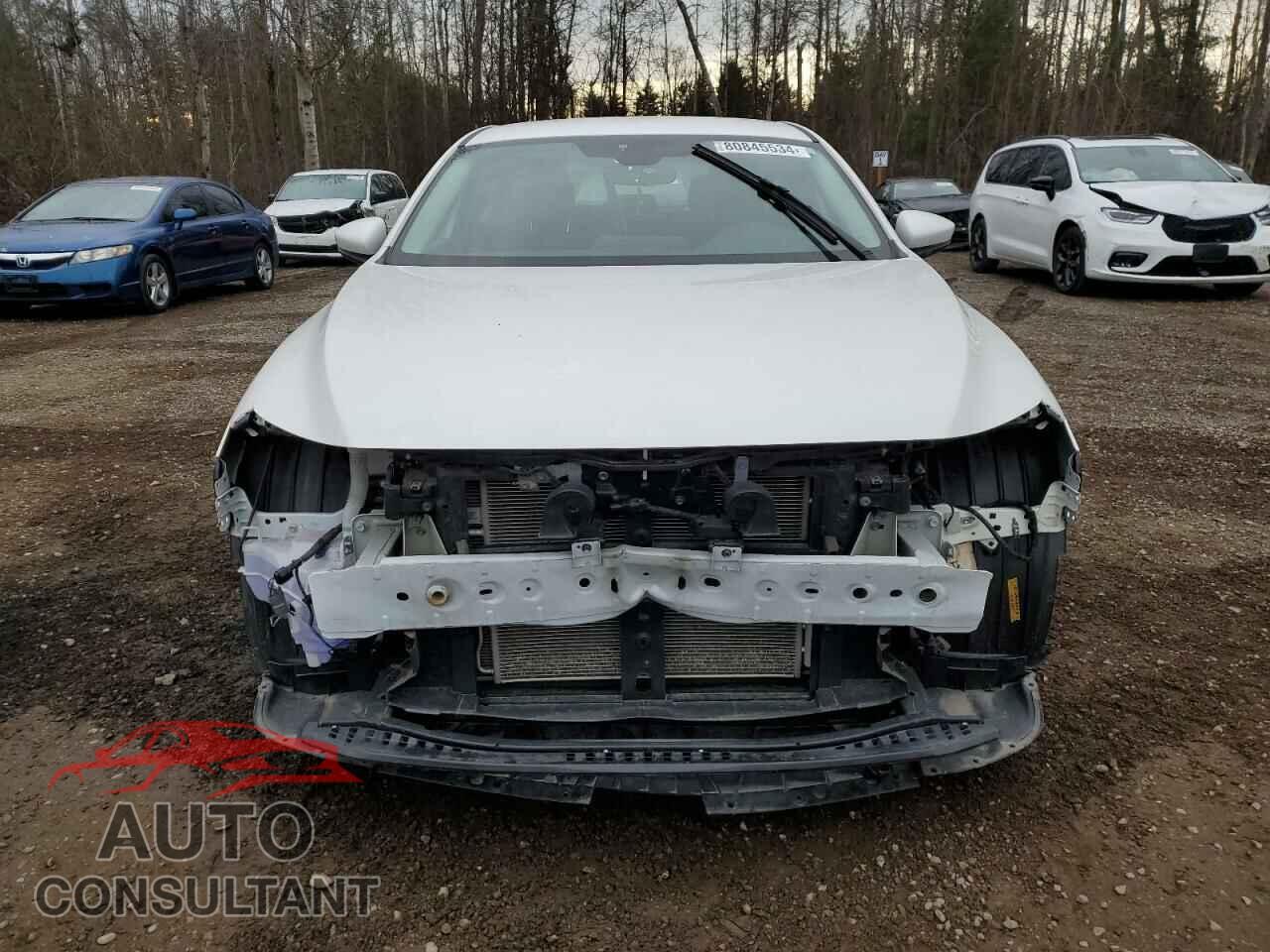 MAZDA 3 2019 - 3MZBPAB73KM100627