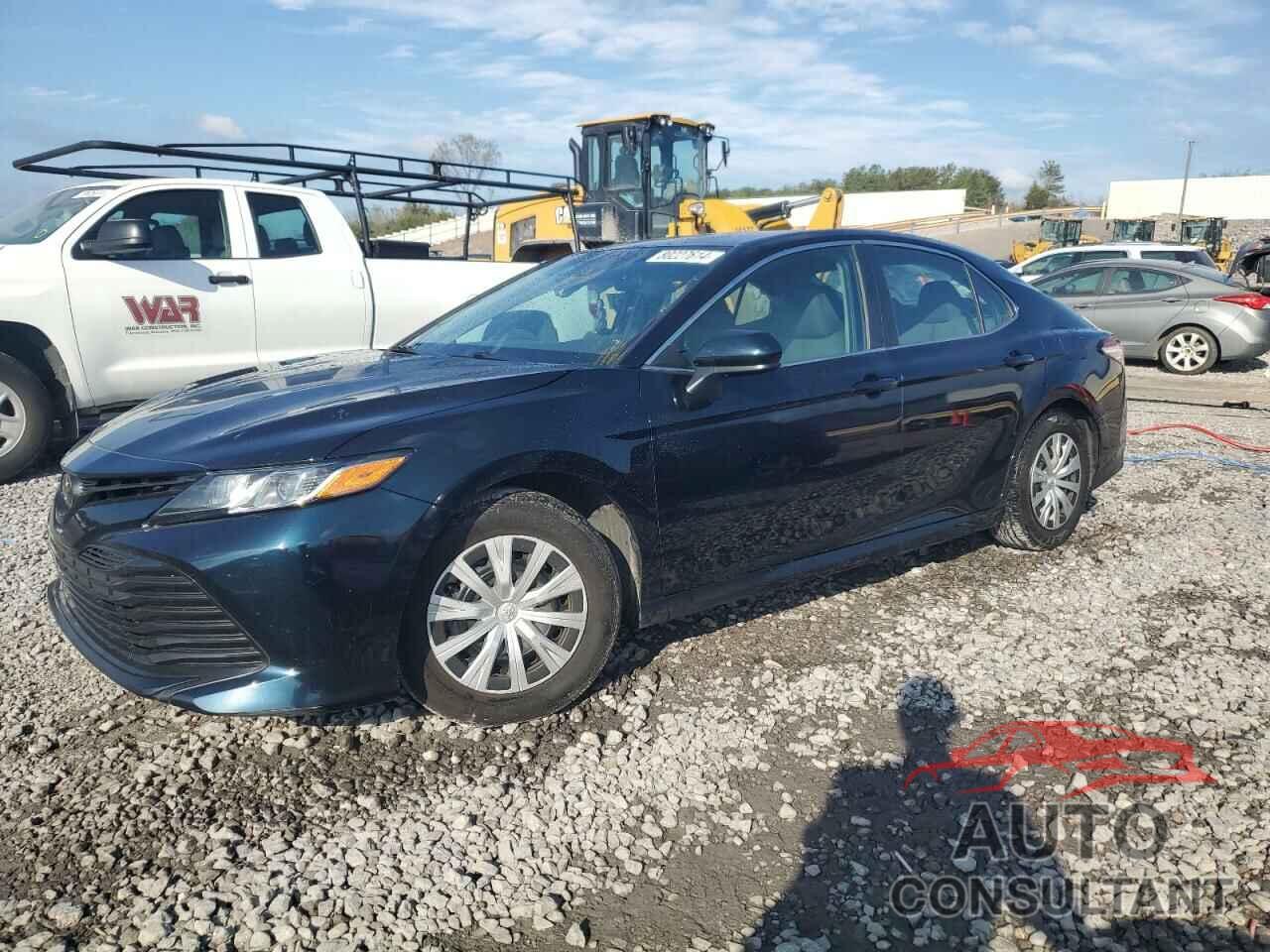 TOYOTA CAMRY 2018 - 4T1B11HK4JU531807