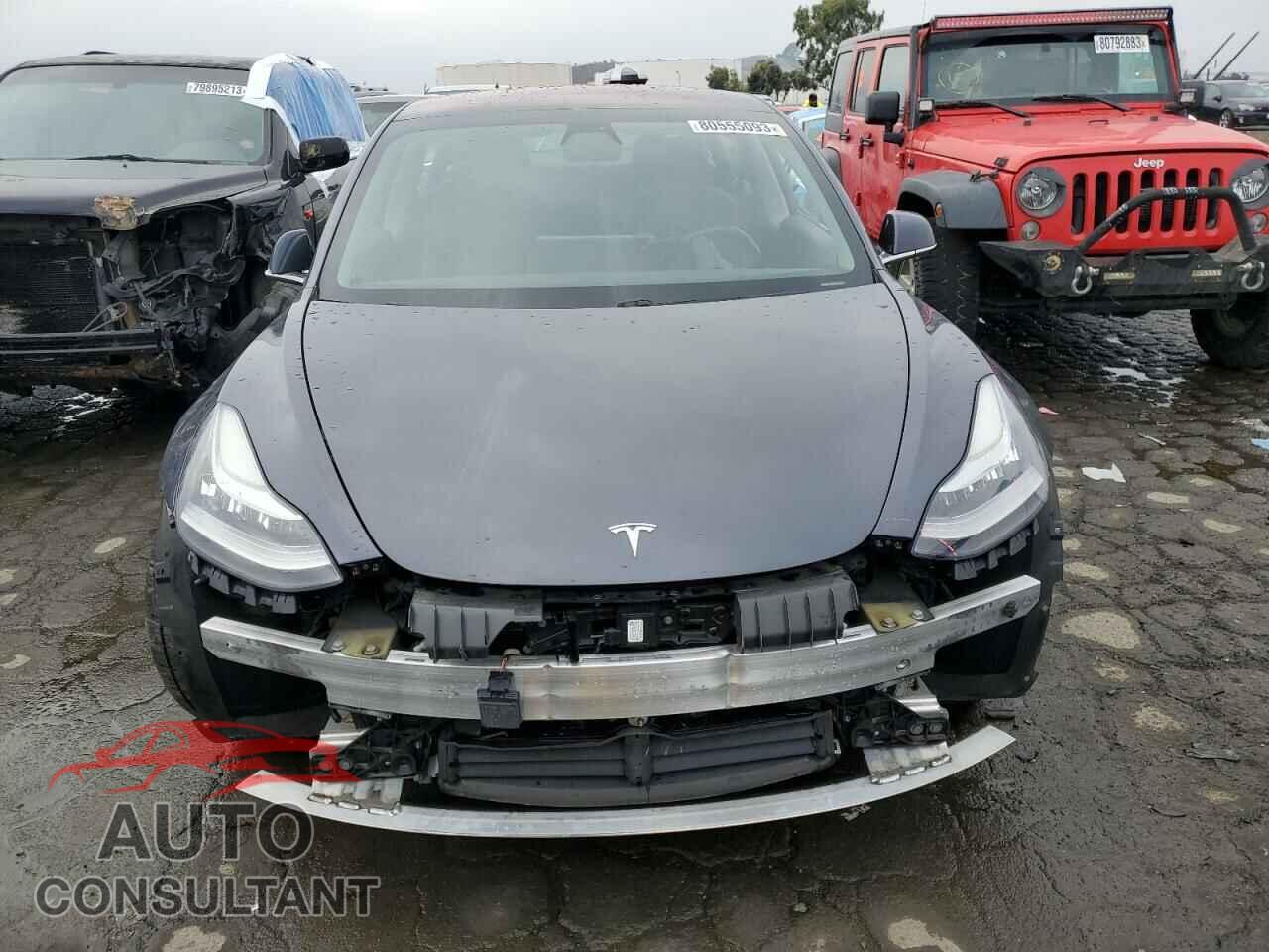 TESLA MODEL 3 2018 - 5YJ3E1EA5JF050529