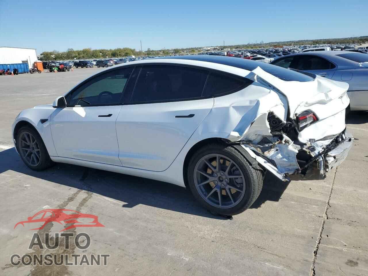 TESLA MODEL 3 2021 - 5YJ3E1EA4MF911591