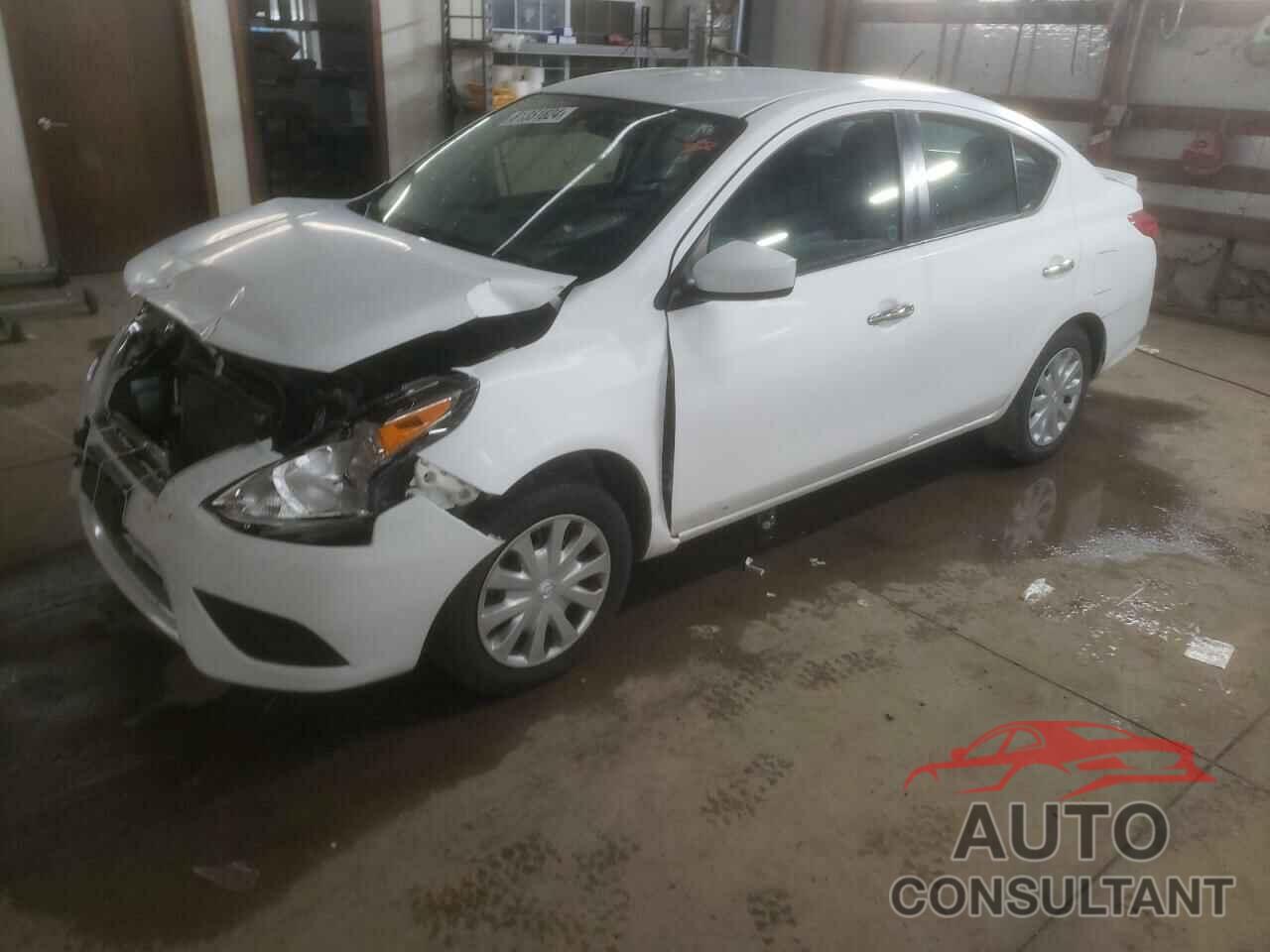 NISSAN VERSA 2018 - 3N1CN7AP1JL800574