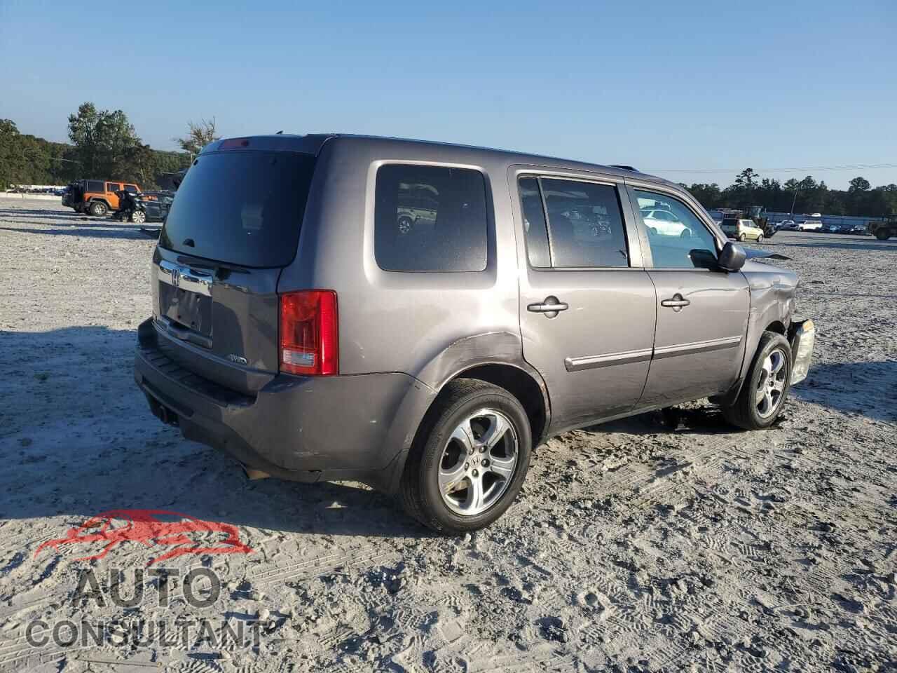 HONDA PILOT 2014 - 5FNYF4H56EB015832