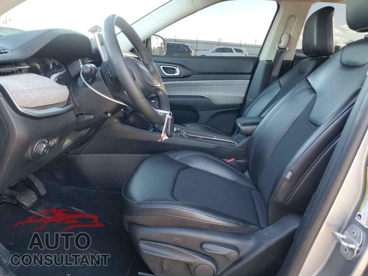 JEEP COMPASS 2022 - 3C4NJDBB2NT101821