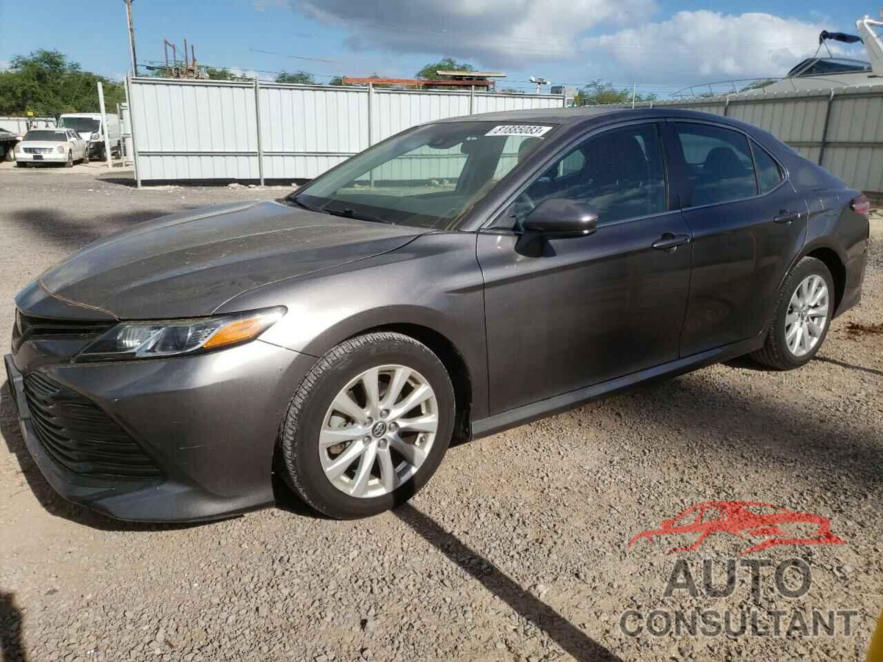 TOYOTA CAMRY 2018 - 4T1B11HK8JU043475