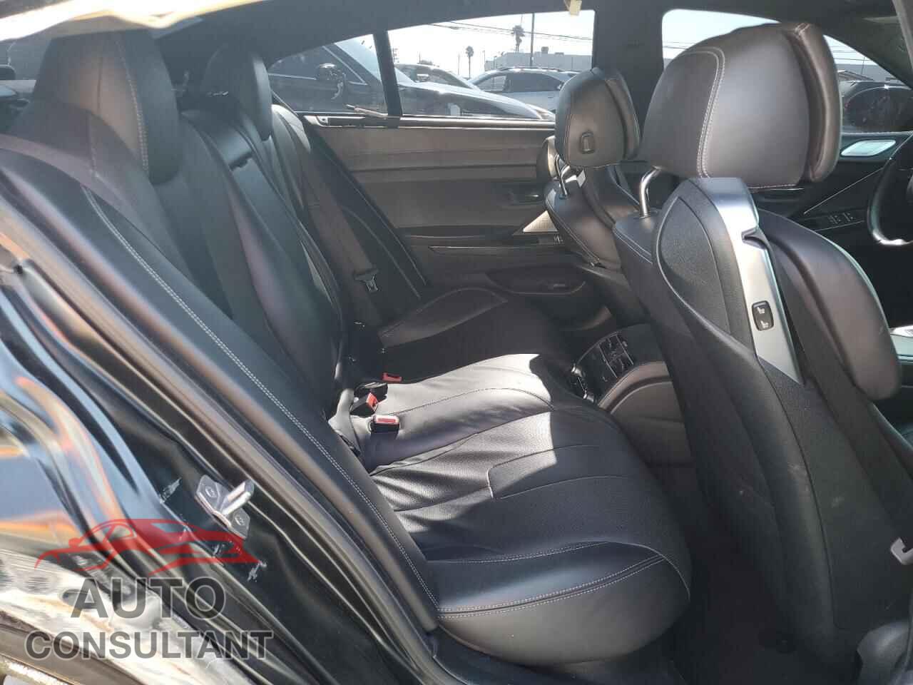 BMW M6 2014 - WBS6C9C53ED467421