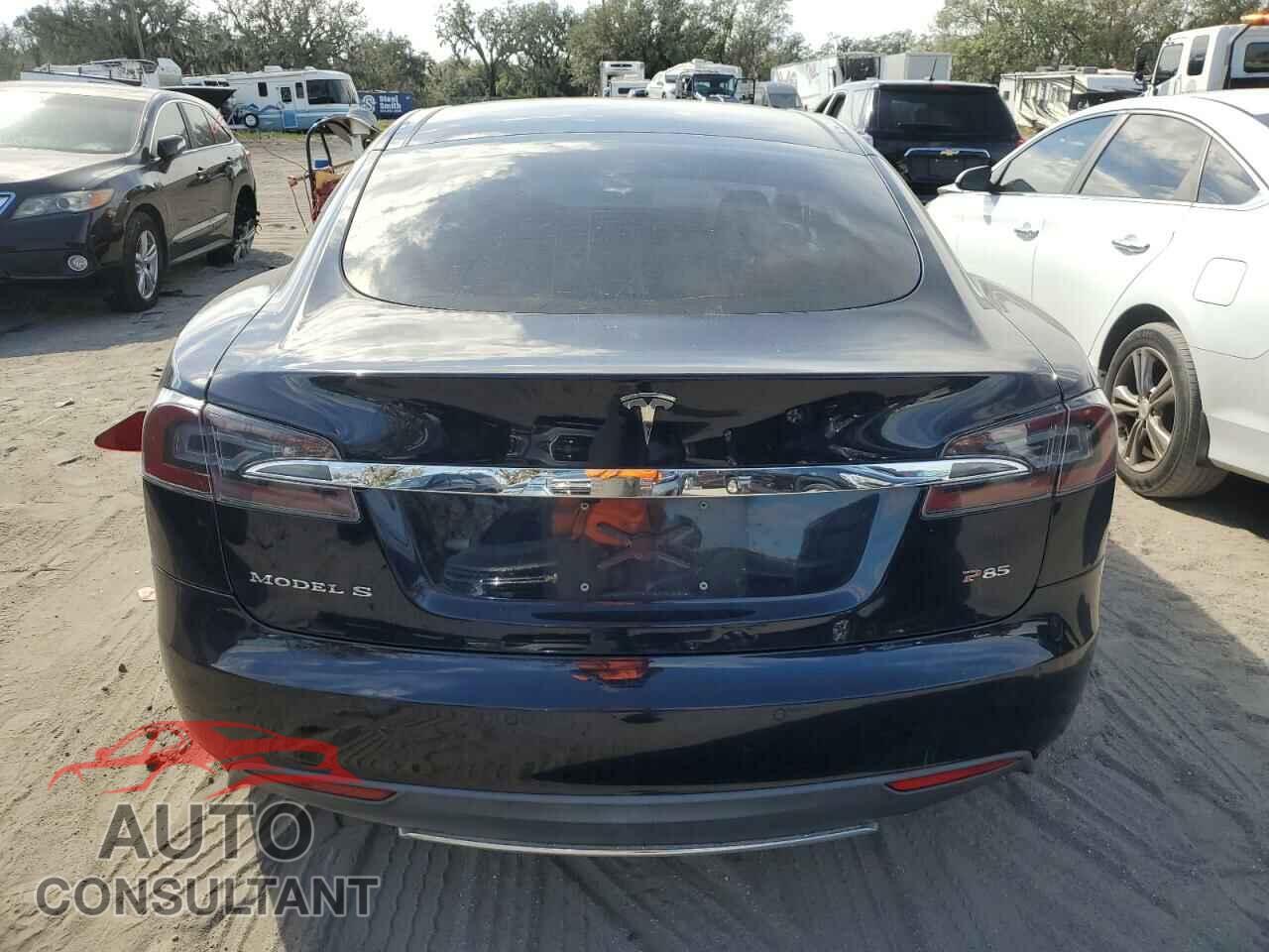 TESLA MODEL S 2013 - 5YJSA1CP7DFP20553