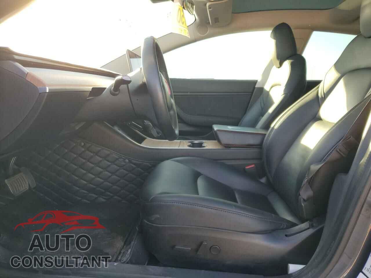 TESLA MODEL 3 2018 - 5YJ3E1EB9JF145295