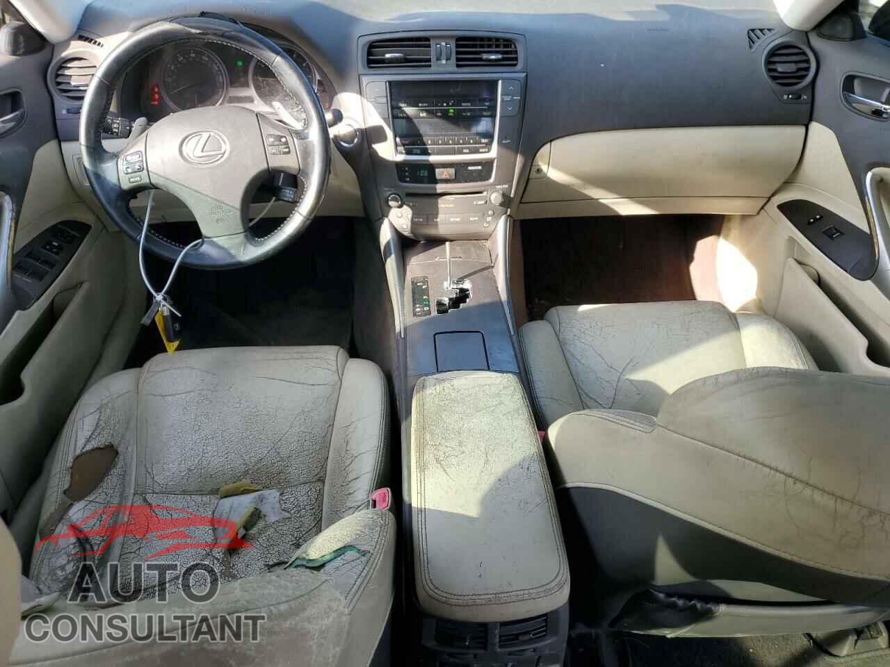 LEXUS IS 2010 - JTHBF5C2XA5113183