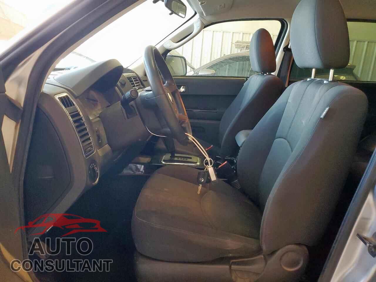 MAZDA TRIBUTE 2010 - 4F2CY0C78AKM07584