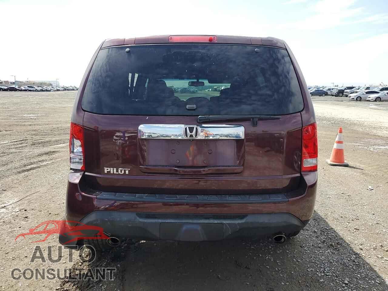 HONDA PILOT 2013 - 5FNYF3H5XDB038376