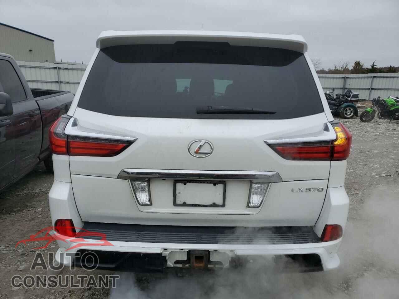 LEXUS LX570 2017 - JTJHY7AX5H4239092