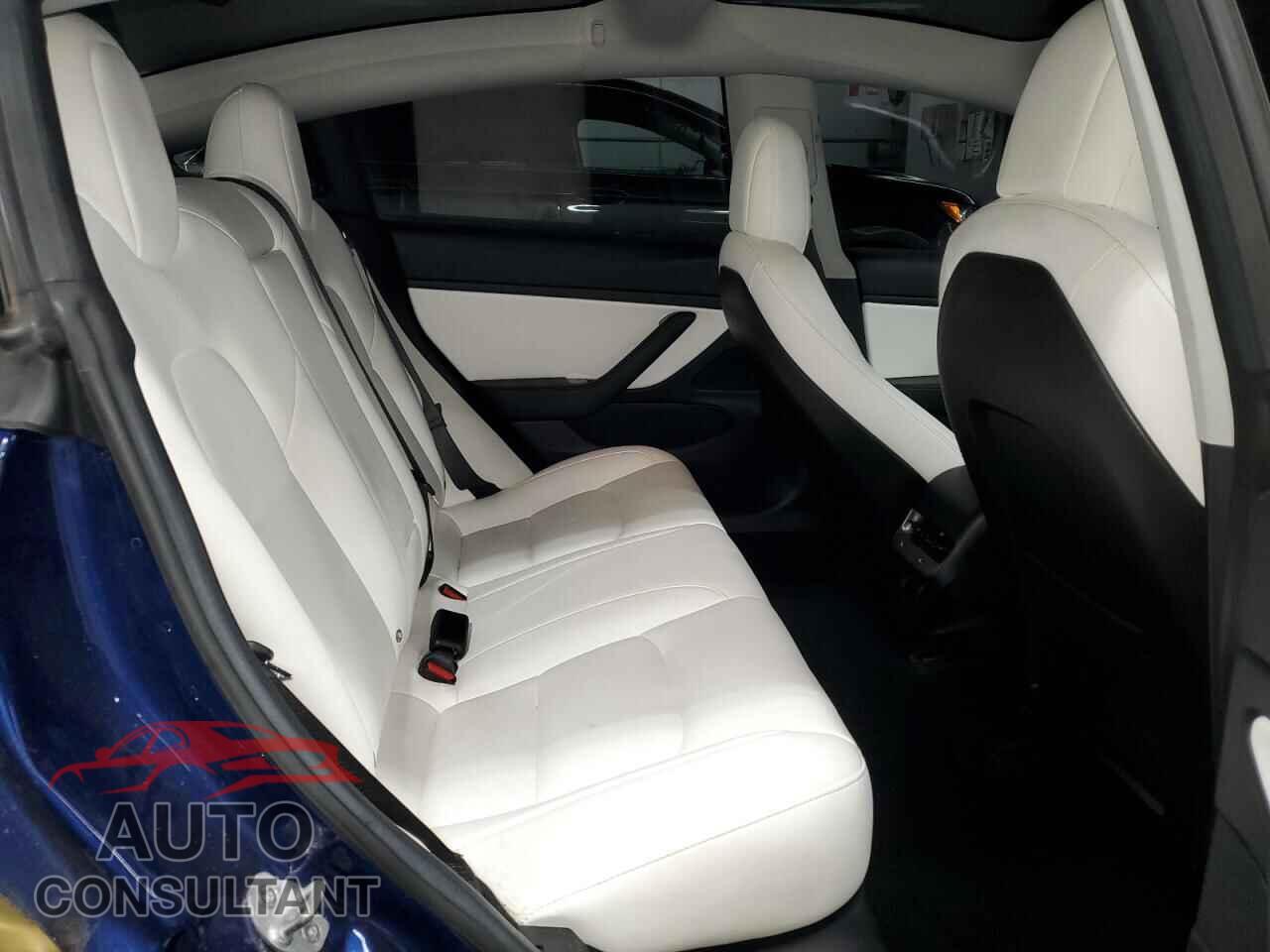 TESLA MODEL 3 2018 - 5YJ3E1EB2JF074246