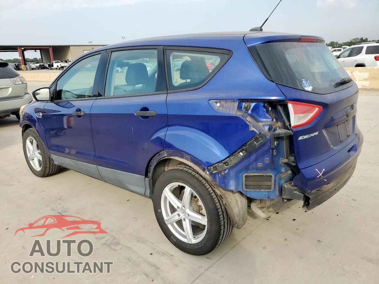 FORD ESCAPE 2015 - 1FMCU0F71FUB93004
