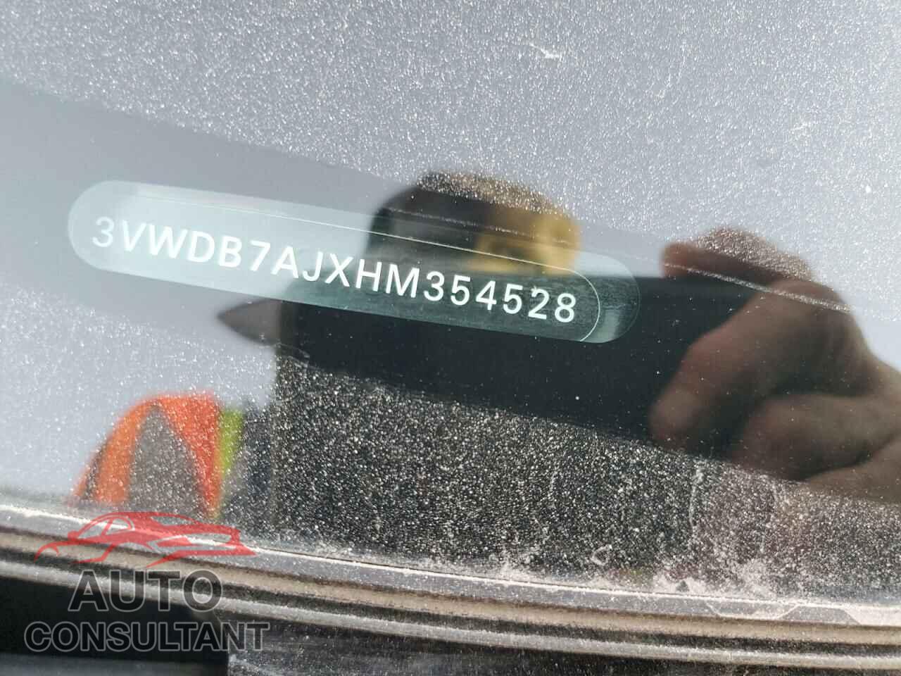 VOLKSWAGEN JETTA 2017 - 3VWDB7AJXHM354528