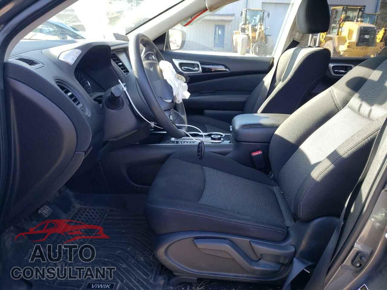 NISSAN PATHFINDER 2019 - 5N1DR2MM8KC593510