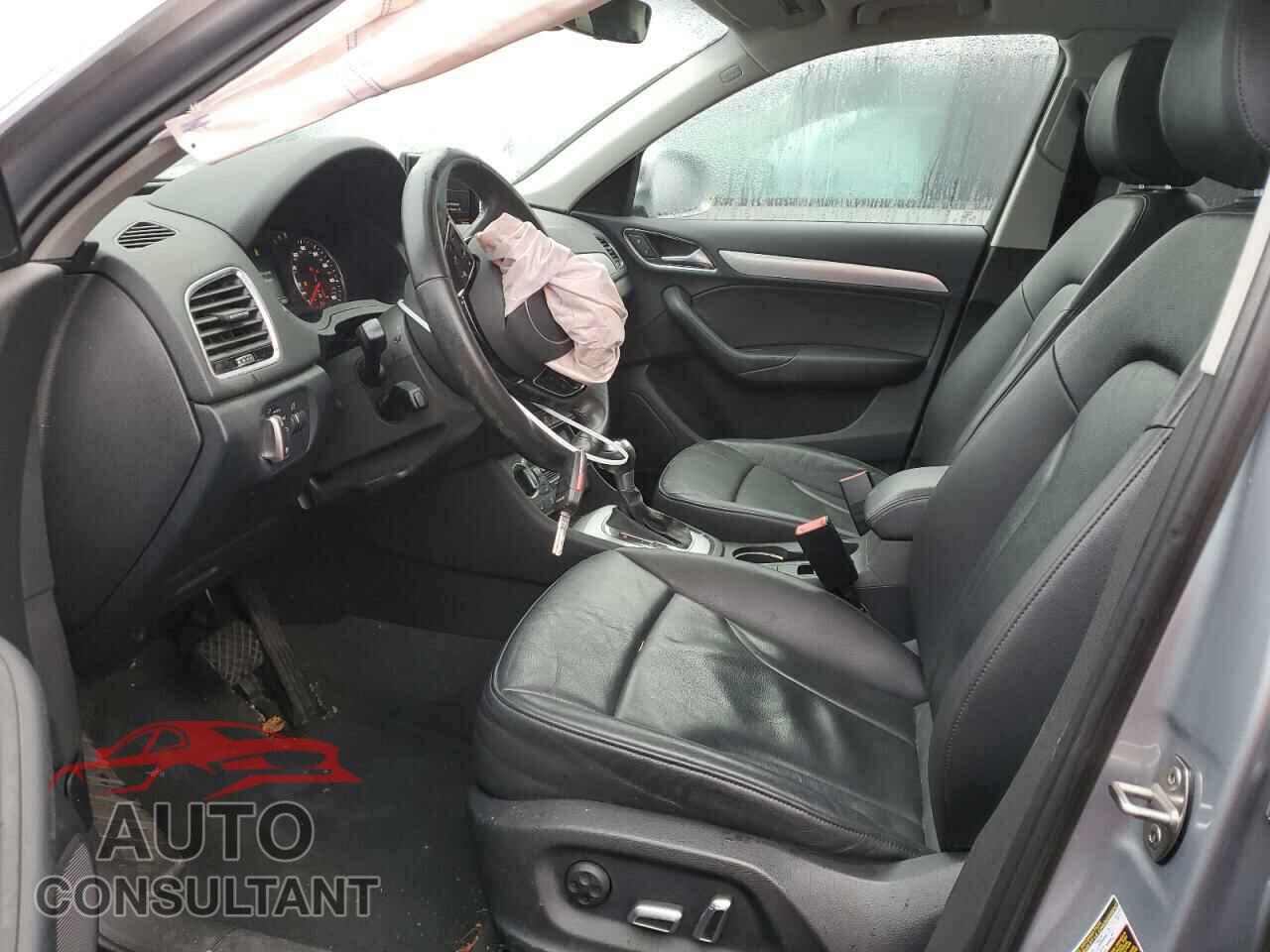 AUDI Q3 2016 - WA1EFCFS2GR014142