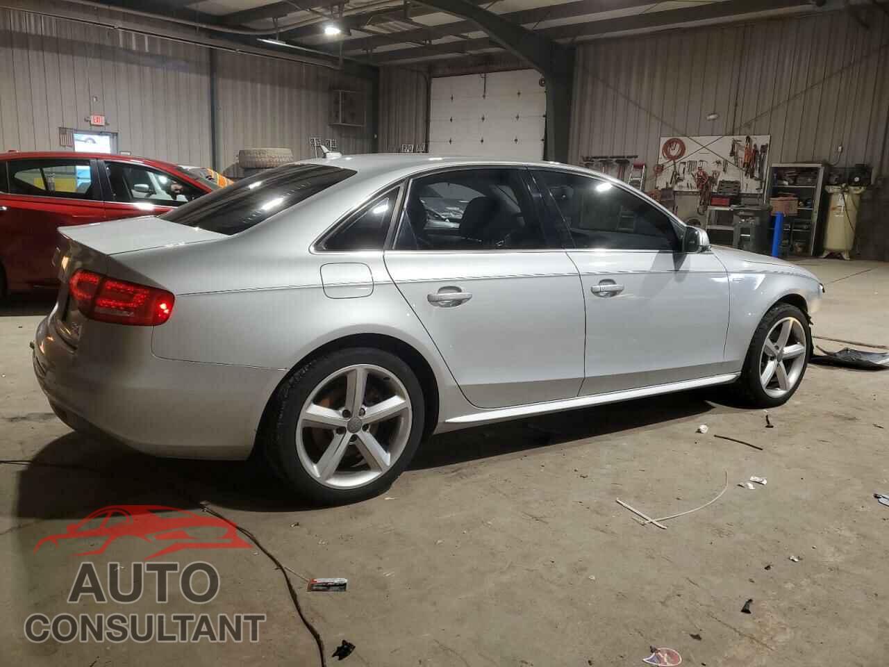 AUDI A4 2012 - WAUFFAFL2CN009240