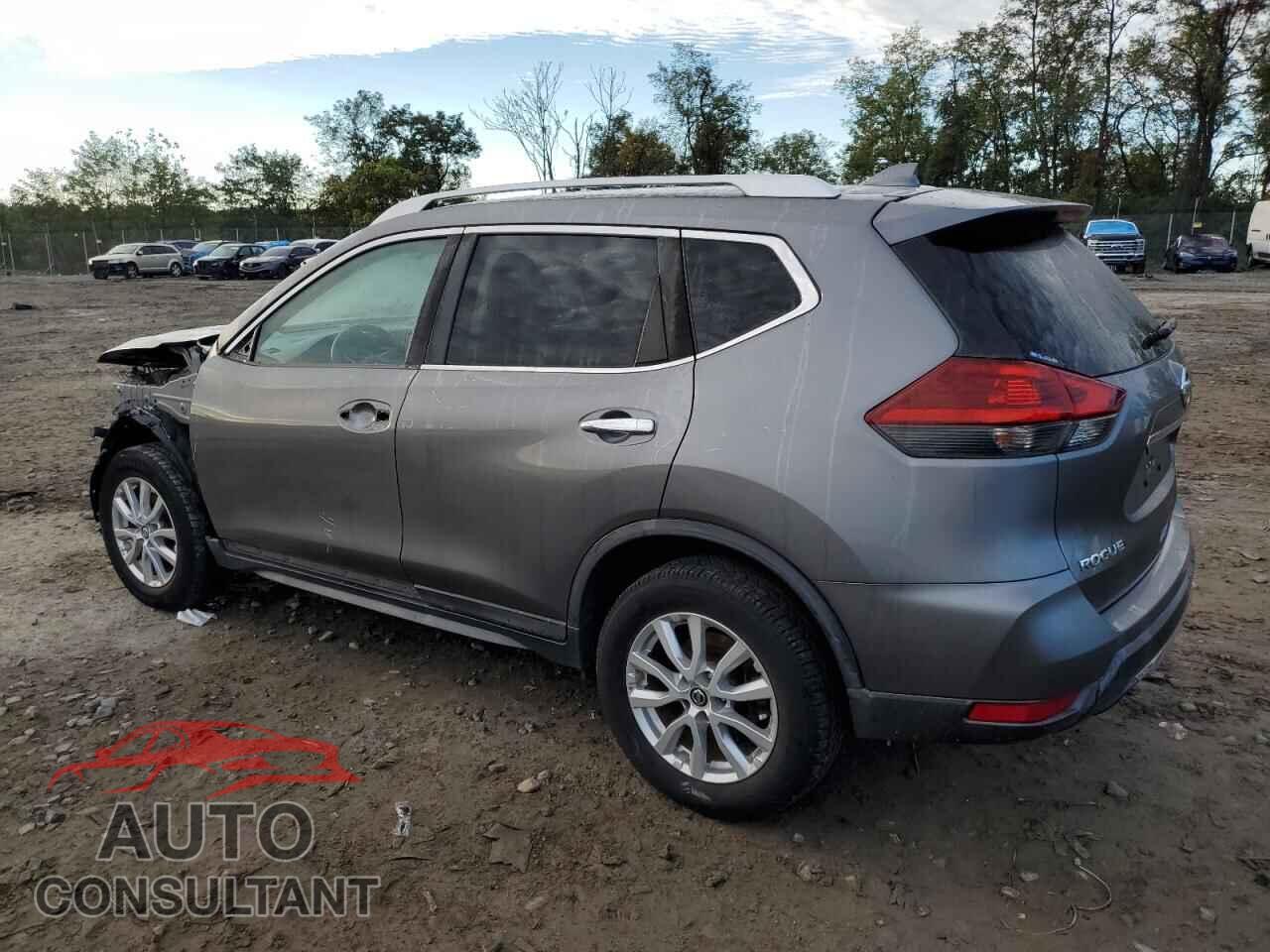 NISSAN ROGUE 2018 - KNMAT2MVXJP511320