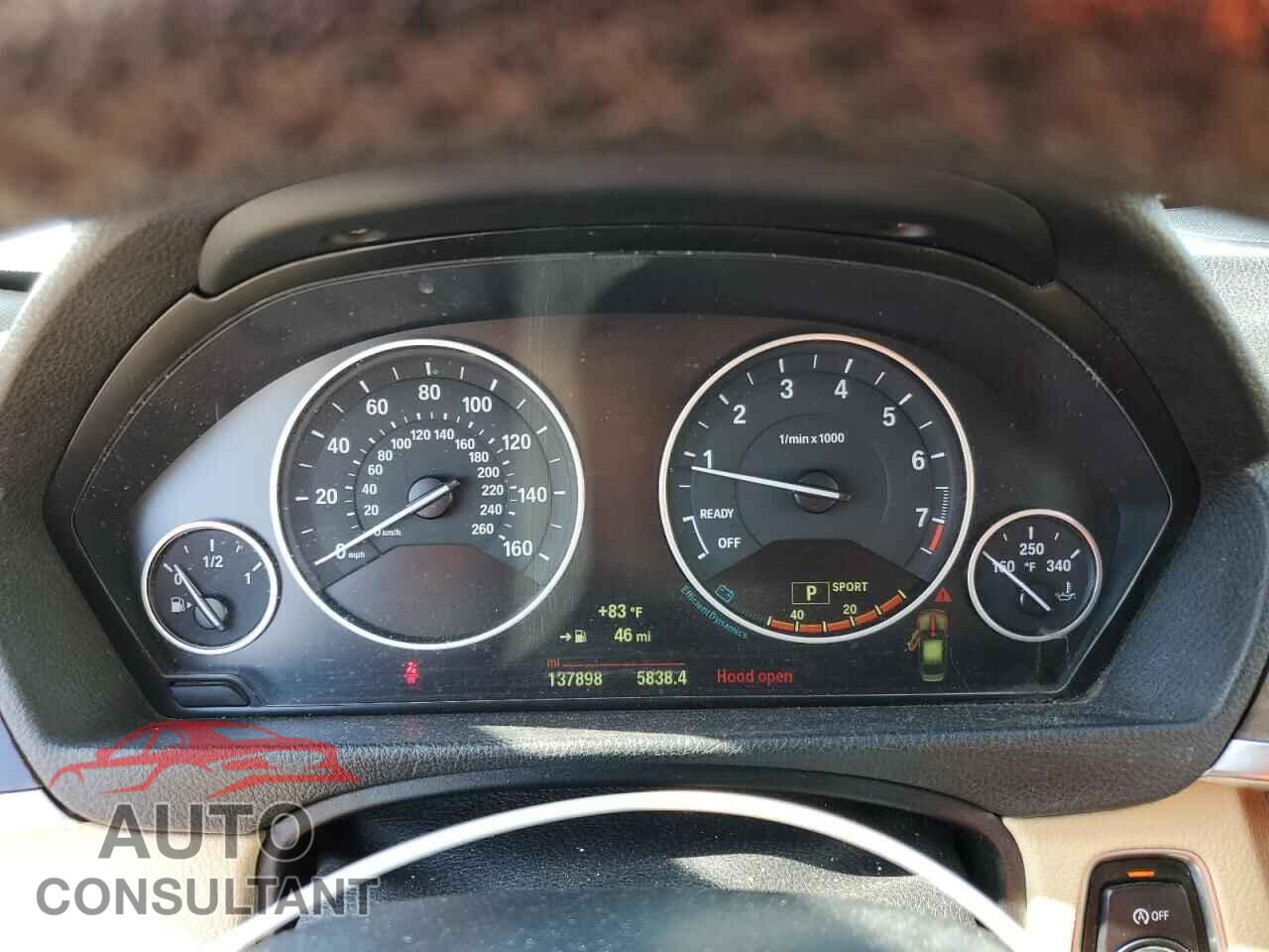 BMW 3 SERIES 2015 - WBA3C1C51FP852369