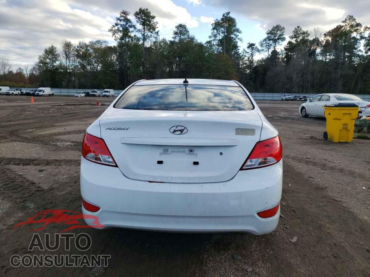 HYUNDAI ACCENT 2017 - KMHCT4AE2HU230077